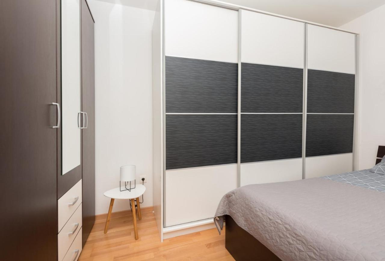 Apartment Sea View In Makarska, Free Parking エクステリア 写真