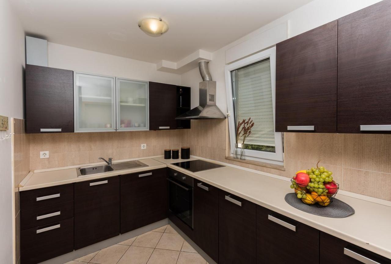 Apartment Sea View In Makarska, Free Parking エクステリア 写真